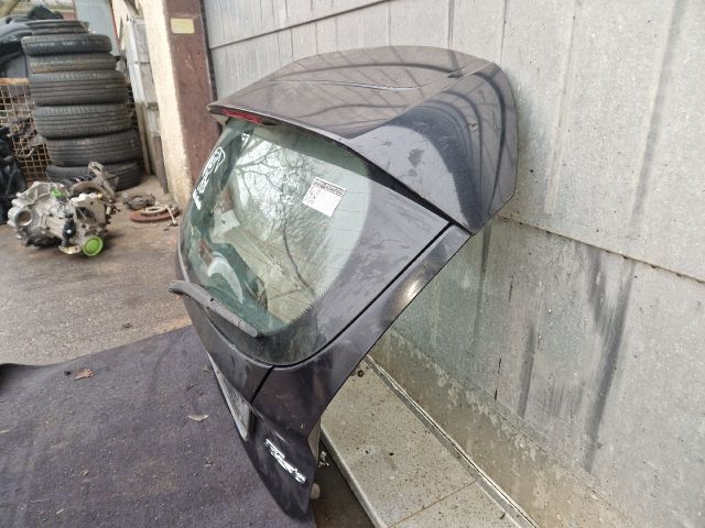 bontott FORD FIESTA VI Csomagtérajtó (Részeivel)