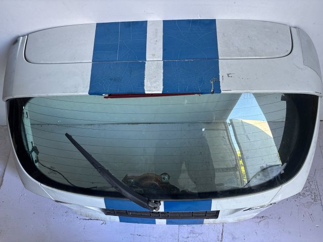 bontott FORD FIESTA VI Csomagtérajtó (Üres lemez)