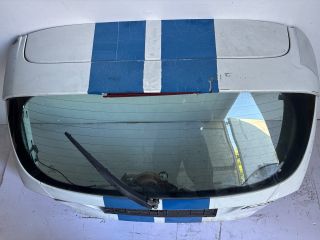 bontott FORD FIESTA VI Csomagtérajtó (Üres lemez)