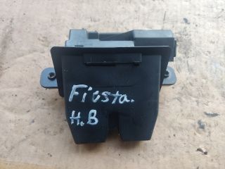 bontott FORD FIESTA VI Csomagtérajtó Zárszerkezet