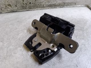 bontott FORD FIESTA VI Csomagtérajtó Zárszerkezet