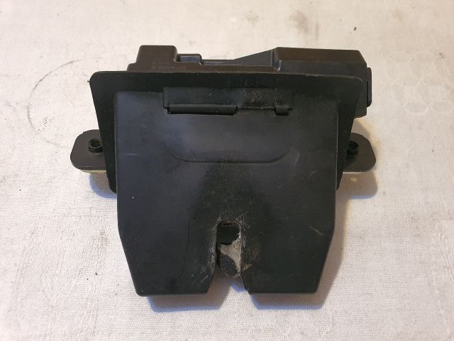 bontott FORD FIESTA VI Csomagtérajtó Zárszerkezet