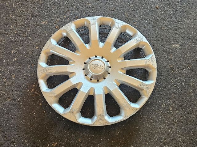 bontott FORD FIESTA VI Dísztárcsa (1 db)