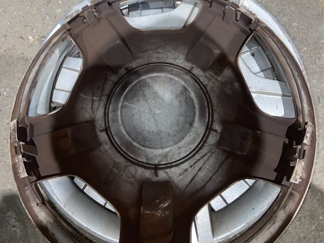 bontott FORD FIESTA VI Dísztárcsa Szett