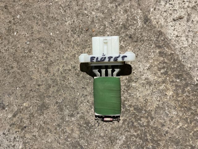 bontott FORD FIESTA VI Előtét Ellenállás Fűtőmotor