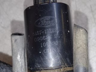 bontott FORD FIESTA VI Első Ablakmosó Szivattyú