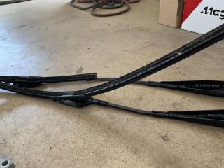 bontott FORD FIESTA VI Első Ablaktörlő Kar