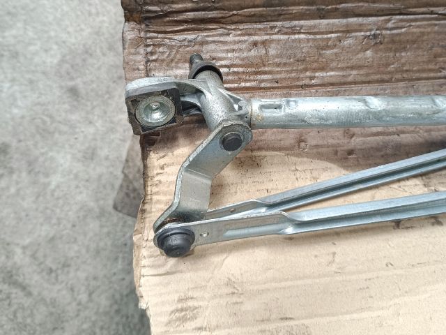 bontott FORD FIESTA VI Első Ablaktörlő Motor