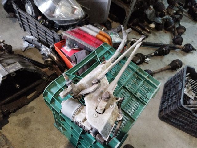 bontott FORD FIESTA VI Első Ablaktörlő Szerkezet Motorral