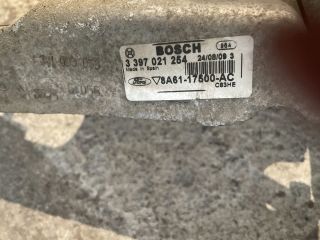 bontott FORD FIESTA VI Első Ablaktörlő Szerkezet Motorral