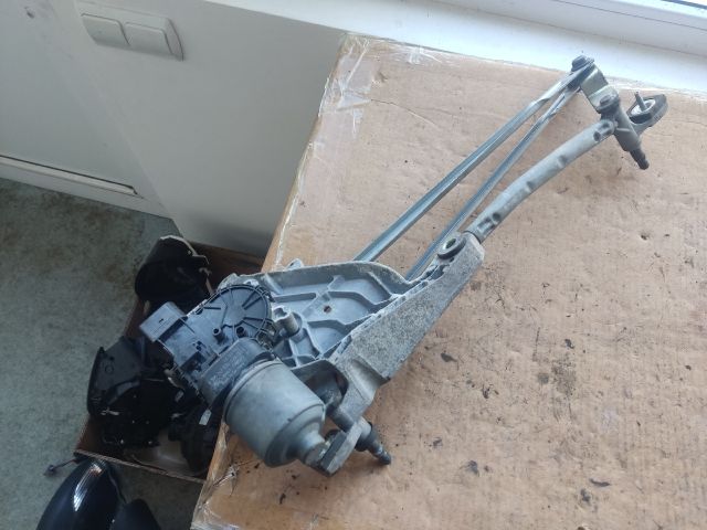 bontott FORD FIESTA VI Első Ablaktörlő Szerkezet Motorral