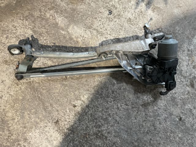 bontott FORD FIESTA VI Első Ablaktörlő Szerkezet Motorral