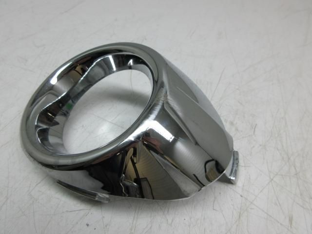 bontott FORD FIESTA VI Első Lökhárító Jobb Díszrács