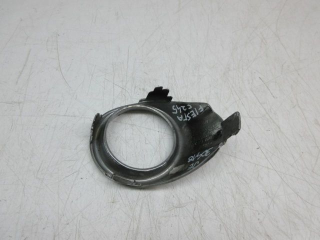 bontott FORD FIESTA VI Első Lökhárító Jobb Díszrács