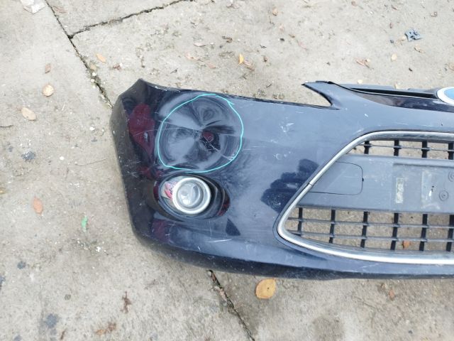 bontott FORD FIESTA VI Első Lökhárító (Részeivel)