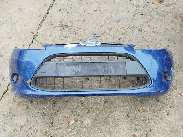 bontott FORD FIESTA VI Első Lökhárító (Részeivel)