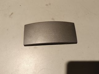 bontott FORD FIESTA VI Első Tároló Rekesz Fedél