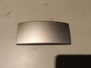 bontott FORD FIESTA VI Első Tároló Rekesz Fedél