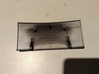 bontott FORD FIESTA VI Első Tároló Rekesz Fedél