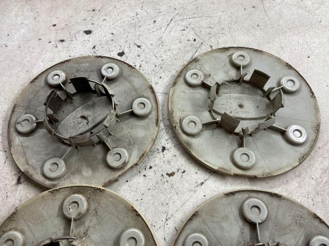 bontott FORD FIESTA VI Felniközép Szett