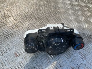 bontott FORD FIESTA VI Fűtéskapcsoló (manuális klímás)