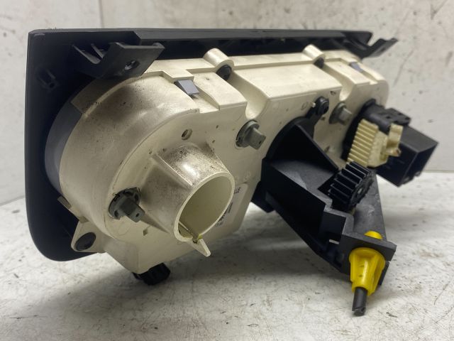 bontott FORD FIESTA VI Fűtéskapcsoló (manuális klímás)