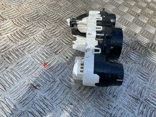 bontott FORD FIESTA VI Fűtéskapcsoló (manuális klímás)