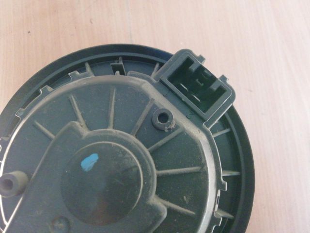 bontott FORD FIESTA VI Fűtőmotor (Klímás)