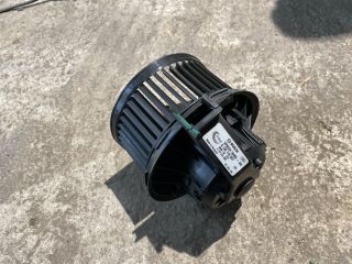 bontott FORD FIESTA VI Fűtőmotor (Klímás)