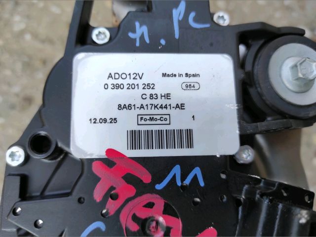 bontott FORD FIESTA VI Hátsó Ablaktörlő Motor