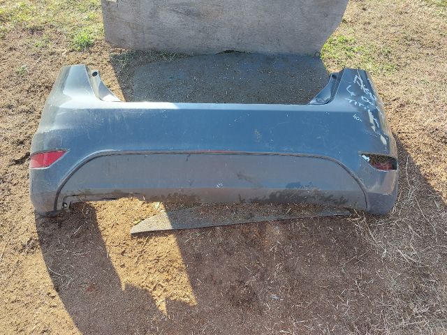 bontott FORD FIESTA VI Hátsó Lökhárító (Részeivel)