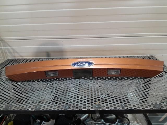 bontott FORD FIESTA VI Hátsó Rendszámtábla Világítás