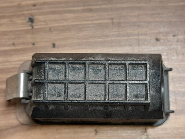 bontott FORD FIESTA VI Hátsó Rendszámtábla Világítás