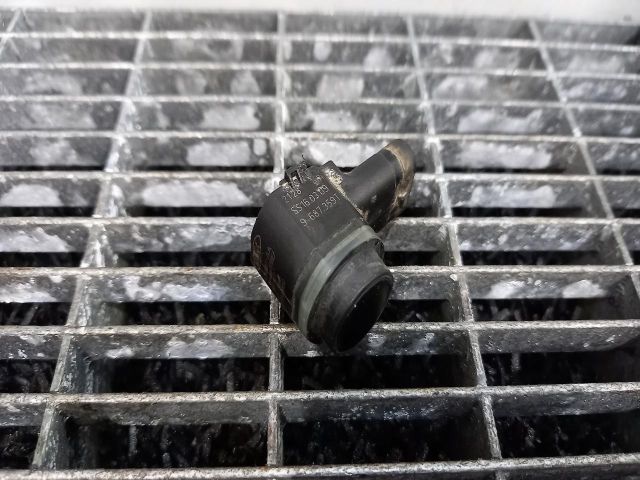 bontott FORD FIESTA VI Hátsó Tolatóradar Fej