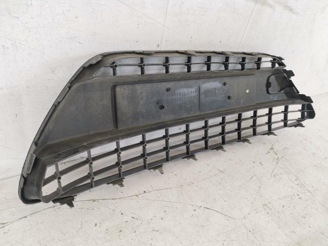 bontott FORD FIESTA VI Hűtőrács
