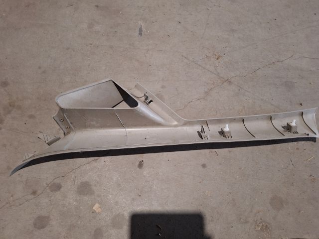 bontott FORD FIESTA VI Jobb A Oszlop Burkolat