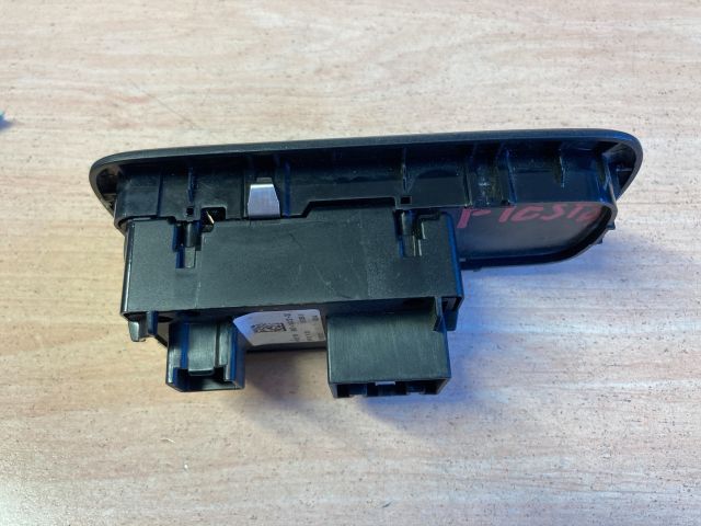 bontott FORD FIESTA VI Jobb első Ablakemelő Kapcsoló