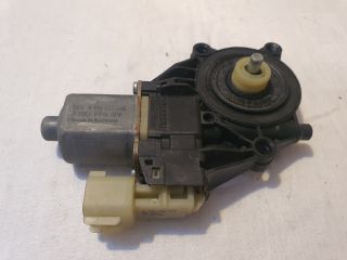 bontott FORD FIESTA VI Jobb első Ablakemelő Motor