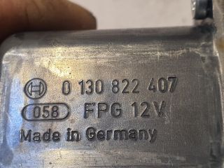 bontott FORD FIESTA VI Jobb első Ablakemelő Motor