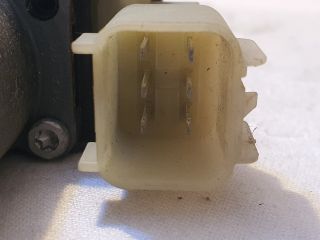 bontott FORD FIESTA VI Jobb első Ablakemelő Motor