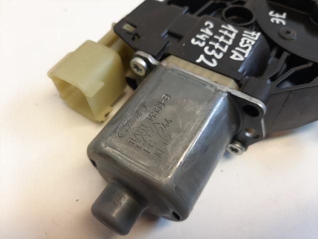 bontott FORD FIESTA VI Jobb első Ablakemelő Motor