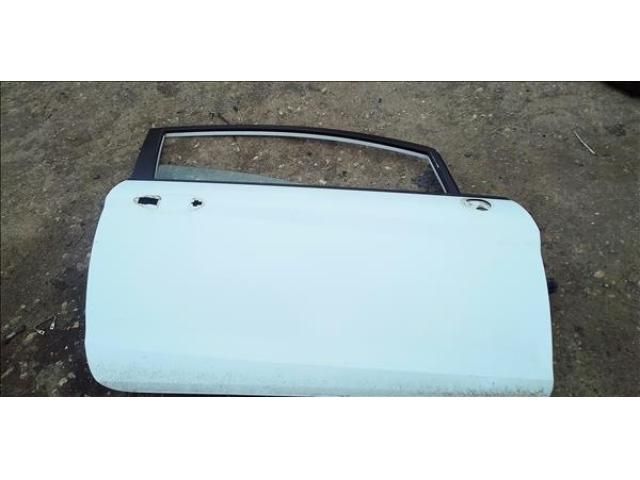 bontott FORD FIESTA VI Jobb első Ajtó (Üres lemez)