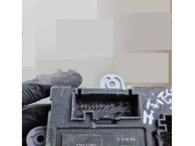 bontott FORD FIESTA VI Jobb első Ajtó Vezérlőegység