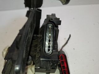 bontott FORD FIESTA VI Jobb első Ajtózár