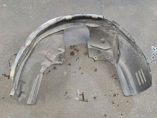 bontott FORD FIESTA VI Jobb első Első Dobbetét (Kerékjárati, Műanyag)