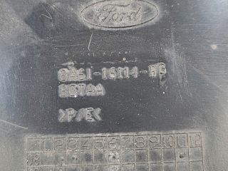 bontott FORD FIESTA VI Jobb első Első Dobbetét (Kerékjárati, Műanyag)