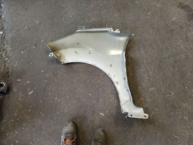 bontott FORD FIESTA VI Jobb első Sárvédő