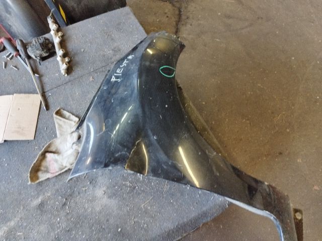 bontott FORD FIESTA VI Jobb első Sárvédő