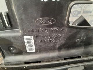 bontott FORD FIESTA VI Jobb első Zsanér