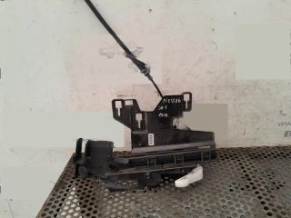 bontott FORD FIESTA VI Jobb első Zsanér